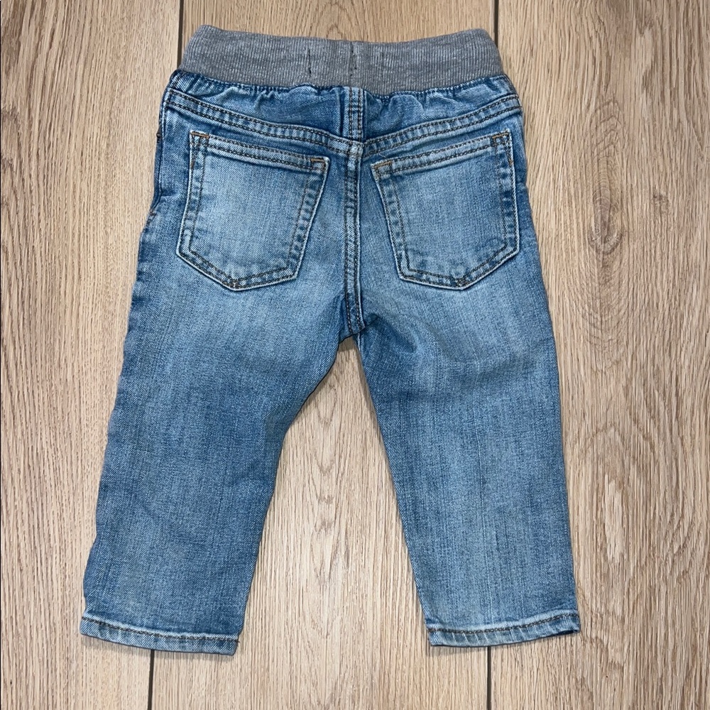 ๐๏ธ 4 for $20 ๐๏ธ - GAP Kids Light Blue Distressed Jeans - Picture 7 of 12